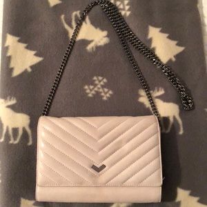 Crossbody purse